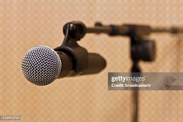 microphone - dynamic microphone stock pictures, royalty-free photos & images