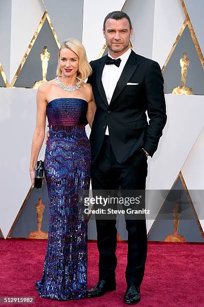 Actress Naomi Watts and actor Liev Schreiber attend the 88th Annual Academy Awards at Hollywood & Highland Center on February 28, 2016 in Hollywood,...