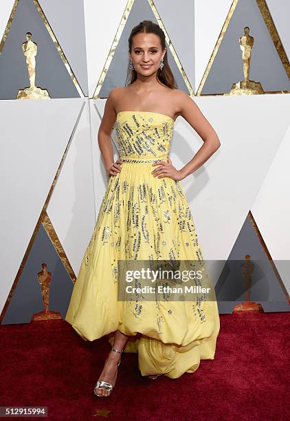 Actress Alicia Vikander attends the 88th Annual Academy Awards at Hollywood & Highland Center on February 28, 2016 in Hollywood, California.