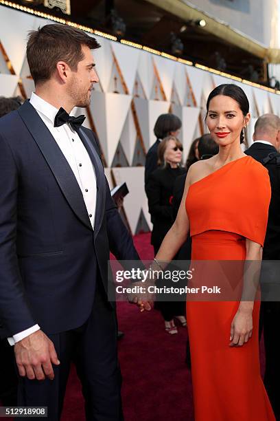 Athlete Aaron Rodgers and actress Olivia Munn attend the 88th Annual Academy Awards at Hollywood & Highland Center on February 28, 2016 in Hollywood,...
