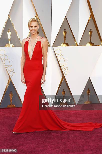 Actress Charlize Theron attends the 88th Annual Academy Awards at Hollywood & Highland Center on February 28, 2016 in Hollywood, California.