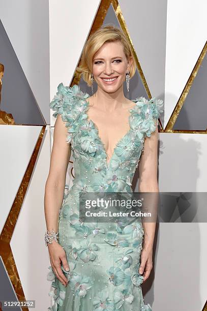 Actress Cate Blanchett attends the 88th Annual Academy Awards at Hollywood & Highland Center on February 28, 2016 in Hollywood, California.
