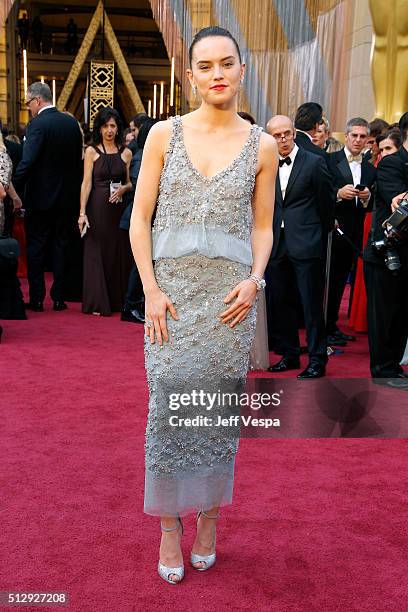 Actress Daisy Ridley attends the 88th Annual Academy Awards at Hollywood & Highland Center on February 28, 2016 in Hollywood, California.