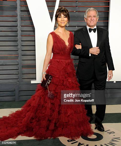 Personality Julie Chen and CEO of CBS Leslie Moonves attend the 2016 Vanity Fair Oscar Party hosted By Graydon Carter at Wallis Annenberg Center for...