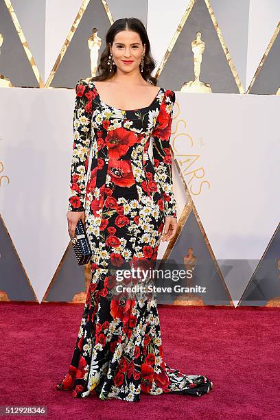 Actress Gianna Simone attends the 88th Annual Academy Awards at Hollywood & Highland Center on February 28, 2016 in Hollywood, California.