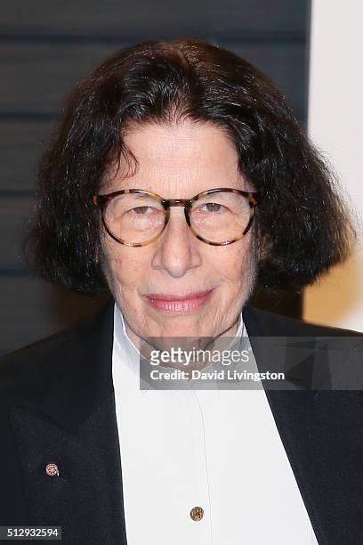 Author Fran Lebowitz arrives at the 2016 Vanity Fair Oscar Party Hosted by Graydon Carter at the Wallis Annenberg Center for the Performing Arts on...