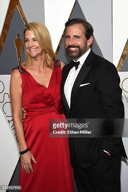 Actors Nancy Carell and Steve Carell attend the 88th Annual Academy Awards at Hollywood & Highland Center on February 28, 2016 in Hollywood,...