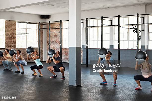 focused on the throw - circuit training stock pictures, royalty-free photos & images