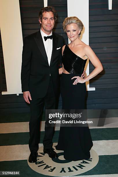Novelist Douglas Brunt and journalist Megyn Kelly arrive at the 2016 Vanity Fair Oscar Party Hosted by Graydon Carter at the Wallis Annenberg Center...