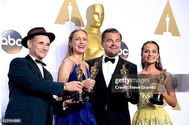 Actor Mark Rylance, winner of the award for Best Actor in a Supporting Role for 'Bridge of Spies'; actress Brie Larson, winner of the award for Best...