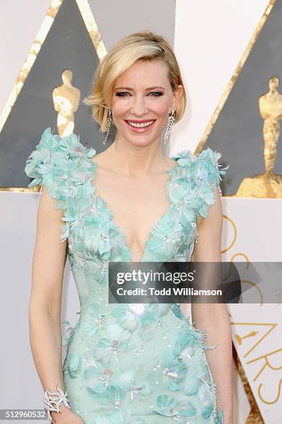 Actress Cate Blanchett attends the 88th Annual Academy Awards at Hollywood & Highland Center on February 28, 2016 in Hollywood, California.