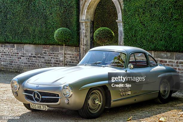 mercedes-benz 300 sl - mercedes benz 300sl gullwing stock-fotos und bilder