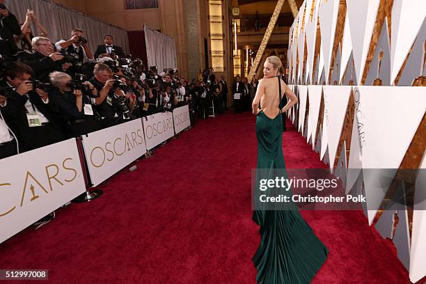 Actress Rachel Mcadams attends the 88th Annual Academy Awards at Hollywood & Highland Center on February 28, 2016 in Hollywood, California.