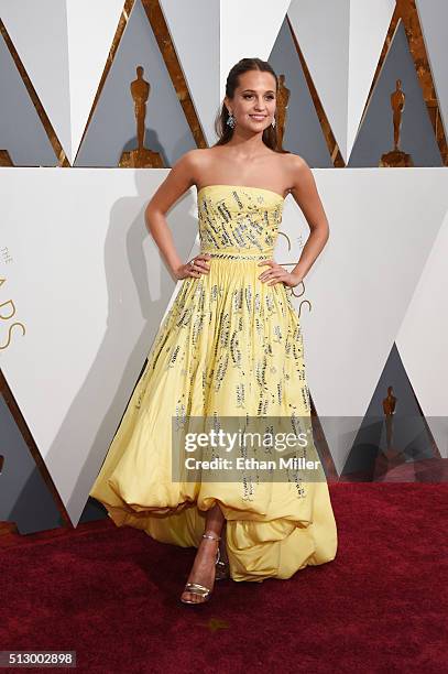 Actress Alicia Vikander attends the 88th Annual Academy Awards at Hollywood & Highland Center on February 28, 2016 in Hollywood, California.