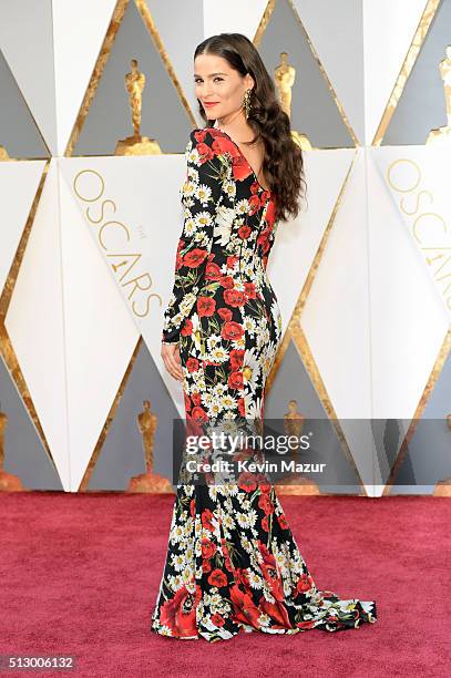 Actress Gianna Simone attends the 88th Annual Academy Awards at Hollywood & Highland Center on February 28, 2016 in Hollywood, California.