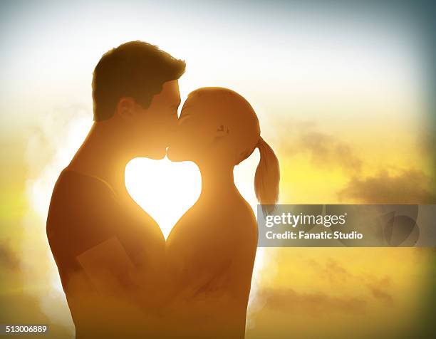187 Ilustraciones de Beso Al Aire - Getty Images 187 Ilustraciones de Beso Al Aire - Getty Images