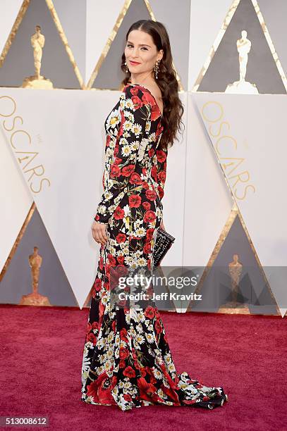 Actress Gianna Simone attends the 88th Annual Academy Awards at Hollywood & Highland Center on February 28, 2016 in Hollywood, California.