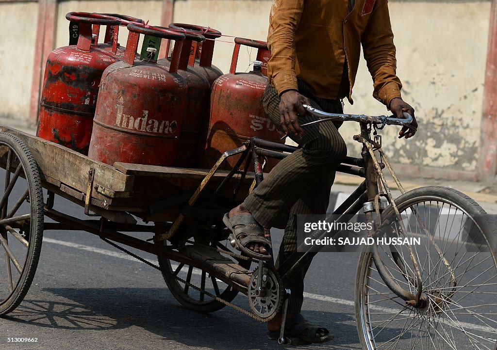 INDIA-POLITICS-ECONOMY-BUDGET