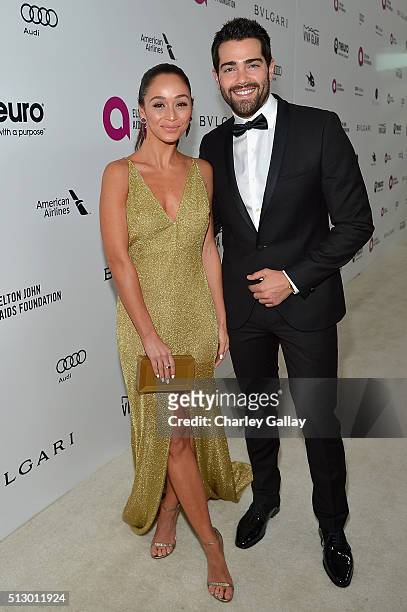 Actors Cara Santana and Jesse Metcalfe attend the 24th Annual Elton John AIDS Foundation's Oscar Viewing Party on February 28, 2016 in West...
