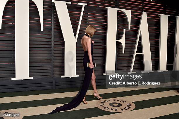 Recording artist Taylor Swift attends the 2016 Vanity Fair Oscar Party hosted By Graydon Carter at Wallis Annenberg Center for the Performing Arts on...