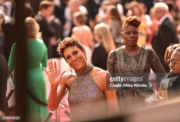 Personality Robin Roberts attends the 88th Annual Academy Awards at Hollywood & Highland Center on February 28, 2016 in Hollywood, California.