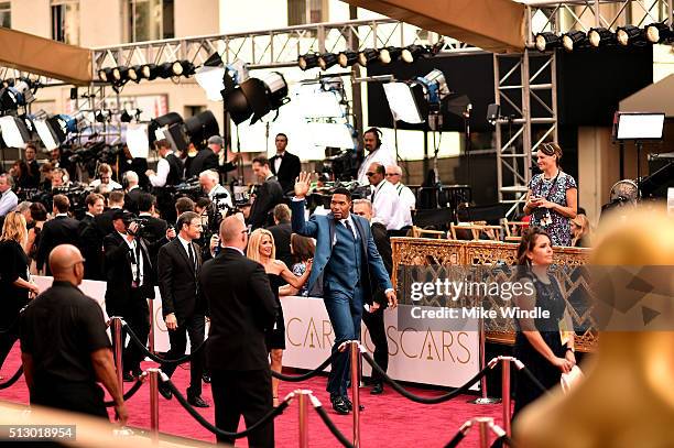 Michael Strahan attends the 88th Annual Academy Awards at Hollywood & Highland Center on February 28, 2016 in Hollywood, California.