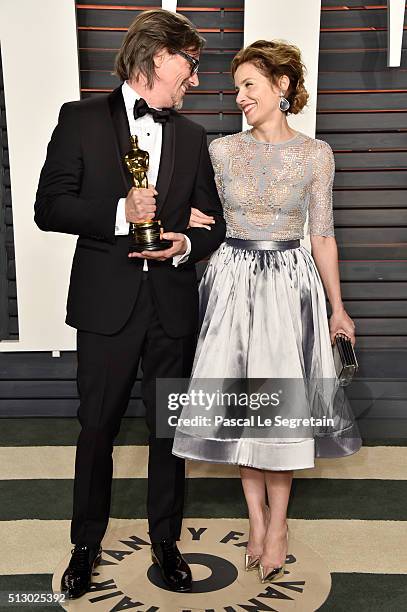 Writer Charles Randolph and actress Mili Avital attend the 2016 Vanity Fair Oscar Party Hosted By Graydon Carter at the Wallis Annenberg Center for...