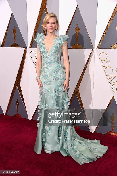 Actress Cate Blanchett attends the 88th Annual Academy Awards at Hollywood & Highland Center on February 28, 2016 in Hollywood, California.