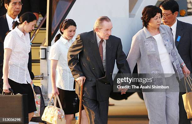 Alleged U.S. Army deserter Charles Jenkins and his wife and former abductee by North Korea Hitomi Soga arrive with their daughters Mika and Belinda...