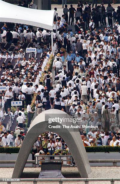 General view of the Peace Memorial Ceremony on the 59th anniversary of the Hiroshima A-bomb dropping at the Hiroshima Peace Park on August 6, 2004 in...