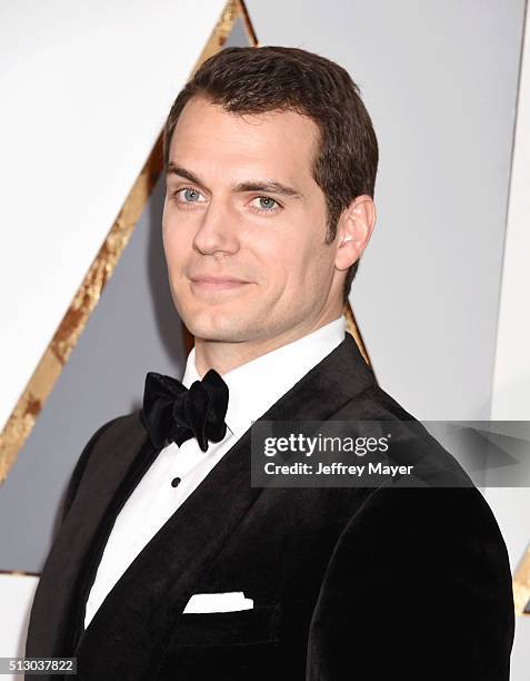 Actor Henry Cavill arrives at the 88th Annual Academy Awards at Hollywood & Highland Center on February 28, 2016 in Hollywood, California.