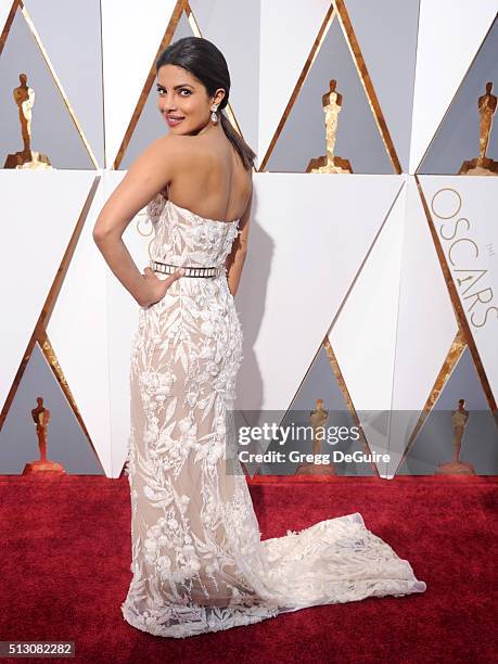 Actress Priyanka Chopra arrives at the 88th Annual Academy Awards at Hollywood & Highland Center on February 28, 2016 in Hollywood, California.