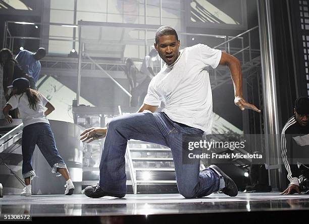 Singer Usher performs during rehearsals for the 2004 World Music Awards, September 14, 2004 at the Thomas & Mack Center in Las Vegas, Nevada. The...