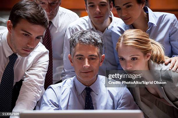 Computer Crowd Image 108 Crowd Looking At Laptop Stock Photos, High-Res Pictures, and Images ...