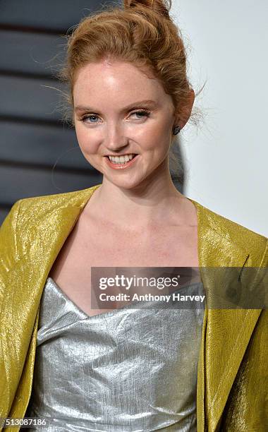 Lily Cole attends the 2016 Vanity Fair Oscar Party hosted By Graydon Carter at Wallis Annenberg Center for the Performing Arts on February 28, 2016...