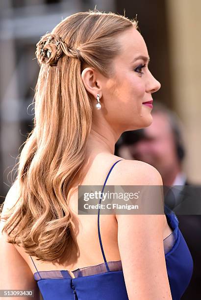 Actress Brie Larson, Hair Detail, attends the 88th Annual Academy Awards at Hollywood & Highland Center on February 28, 2016 in Hollywood, California.