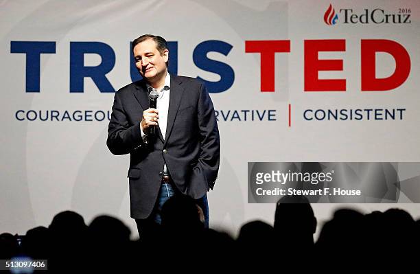 Republican presidential candidate Sen. Ted Cruz speaks at a rally at Gilley's Dallas the day before Super Tuesday February 29, 2016 in Dallas, Texas....