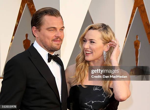 Actors Leonardo DiCaprio and Kate Winslet attend the 88th Annual Academy Awards at Hollywood & Highland Center on February 28, 2016 in Hollywood,...