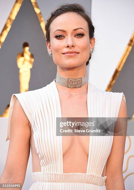 Olivia Wilde arrives at the 88th Annual Academy Awards at Hollywood & Highland Center on February 28, 2016 in Hollywood, California.