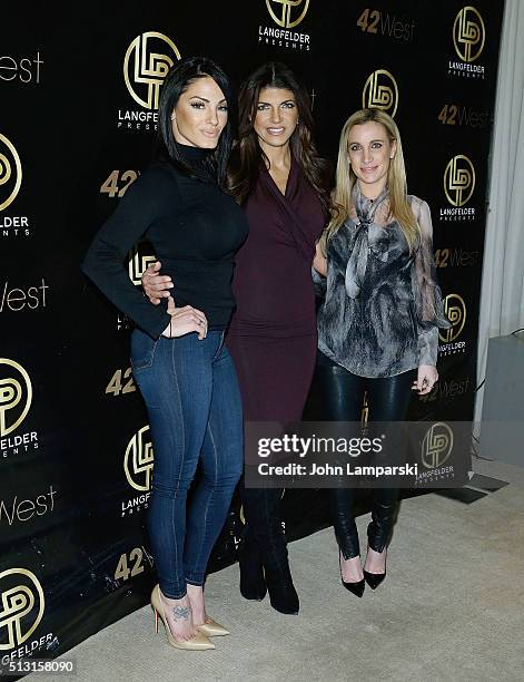 Lisa Distasio 62 Priscilla Distasio Photos & High Res Pictures - Getty Images