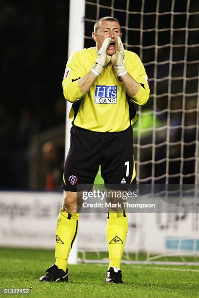 Paddy Kenny of Sheffield United organises his defence during the Coca-Cola Championship League match between Leicester City and Sheffield United at...