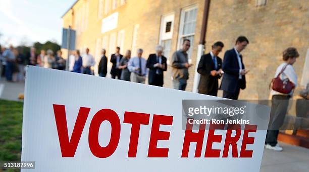 Voters line up to cast their ballots on Super Tuesday March 1, 2016 in Fort Worth, Texas. 13 states and American Samoa are holding presidential...