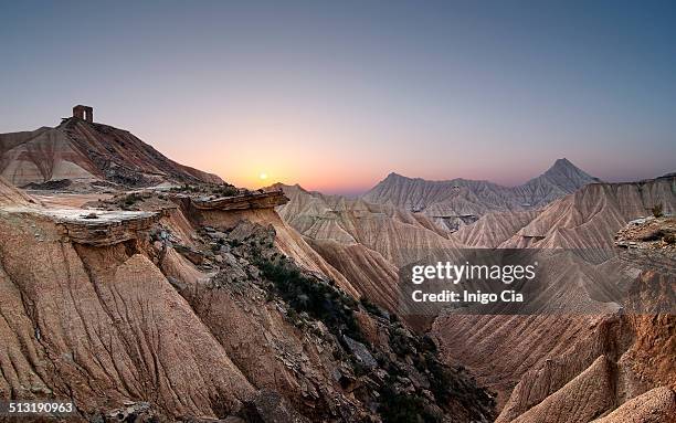 bardenas desert sunset - navarra stockfoto's en -beelden