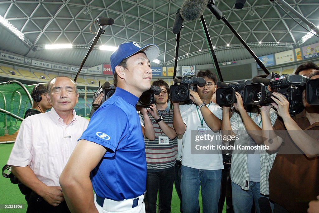 Japanese Baseball Players Strike.
