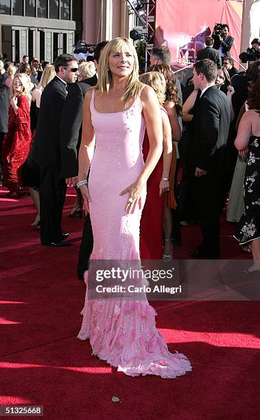 Actress Kim Catrall attends the 56th Annual Primetime Emmy Awards at the Shrine Auditorium September 19, 2004 in Los Angeles, California.
