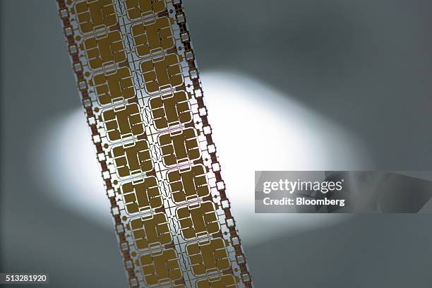 Flip Chip Camera Module Flip Chip Photos and Premium High Res Pictures - Getty Images