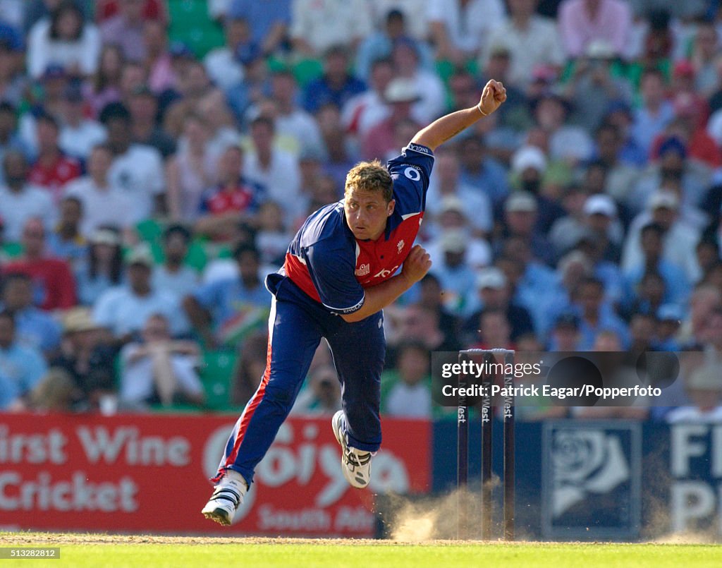 2nd NatWest Challenge ODI  England v India