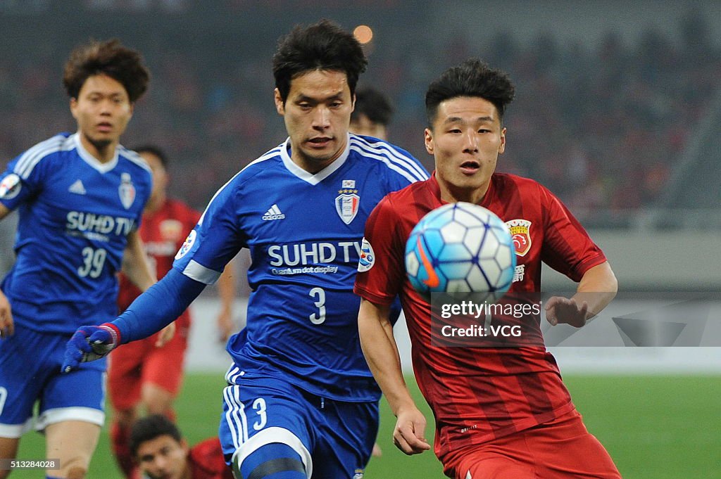 Shanghai SIPG v Suwon Samsung Bluewings - AFC Champions League Group G