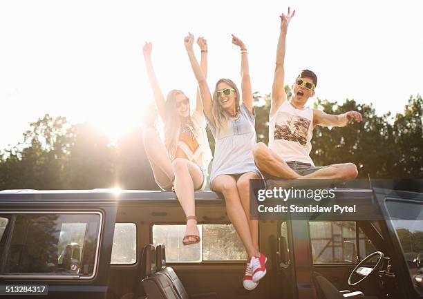 young people having fun - automobile and fun fotografías e imágenes de stock