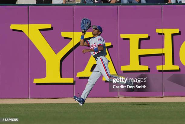 Endy Chavez of the Montreal Expos fields during the second game of the MLB doubleheader against the San Francisco Giants at SBC Park on August 18,...